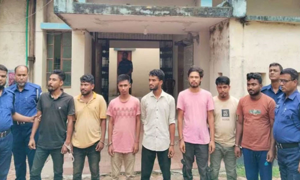 চাল জব্দের ঘটনায়  ছাত্রদলের ৭ নেতাকর্মী কারাগারে